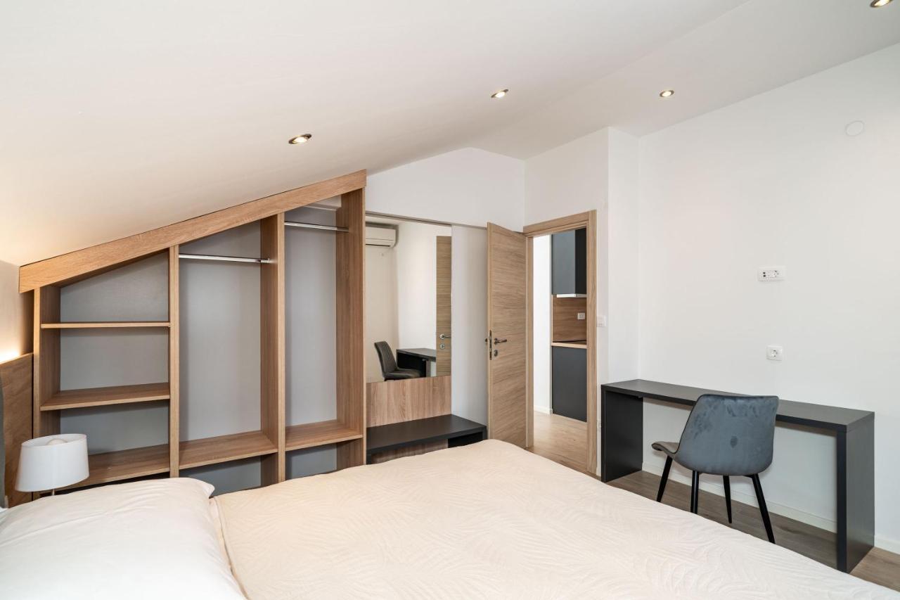 קאבטאט Bacan Serviced Apartments מראה חיצוני תמונה