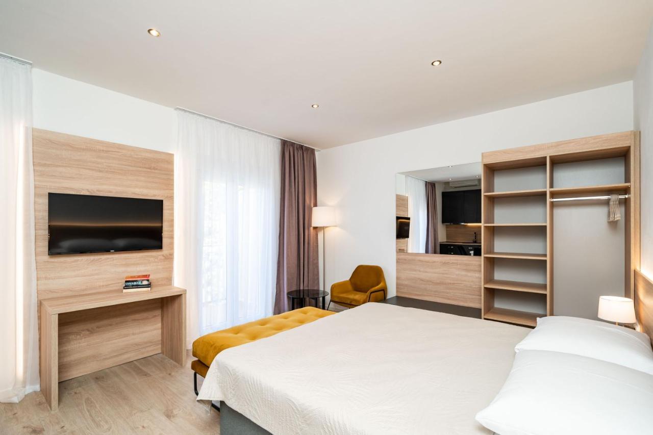 קאבטאט Bacan Serviced Apartments מראה חיצוני תמונה