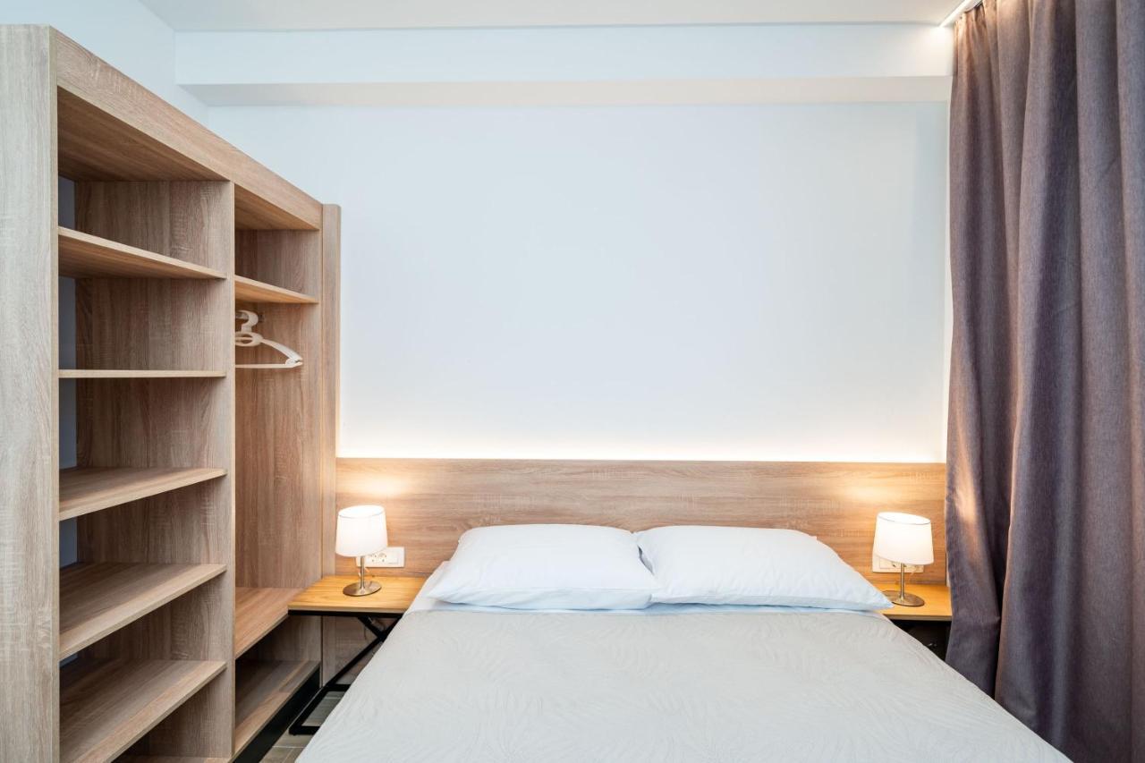 קאבטאט Bacan Serviced Apartments מראה חיצוני תמונה