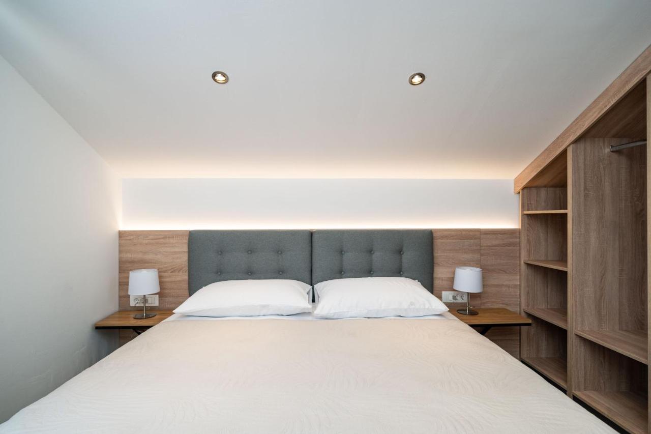 קאבטאט Bacan Serviced Apartments מראה חיצוני תמונה