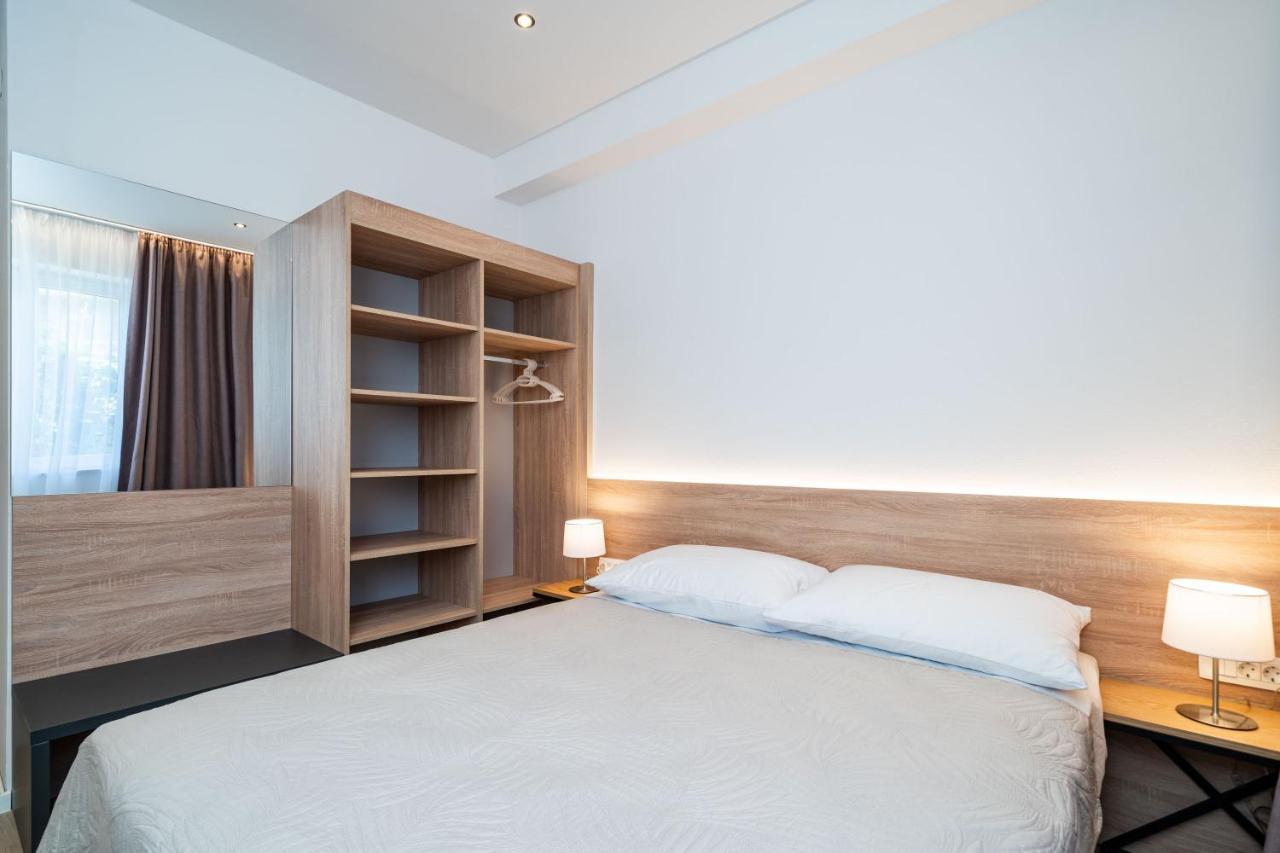 קאבטאט Bacan Serviced Apartments מראה חיצוני תמונה